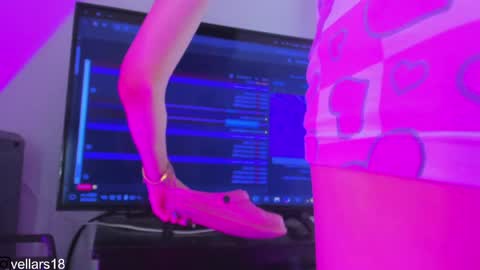 Snapshot of osiris_doll chatting on 05-04-26, 03:08 vella online show from 05-04-26, 03:08