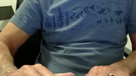 Ossi online show from 05-26-26, 01:45