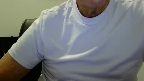 Ossi online show from 06-16-26, 02:14