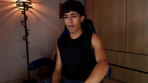 ostin 18hot online show from 03-07-25, 02:25