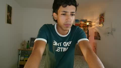 Snapshot of ostin_18hot chatting on 07-10-26, 01:21 ostin 18hot online show from 07-10-26, 01:21