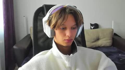 Ostin online show from 09-24-25, 08:17