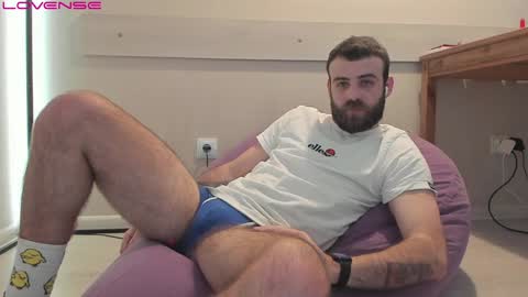 Snapshot of otishairy chatting on 02-05-25, 04:03 Otis online show from 02-05-25, 04:03