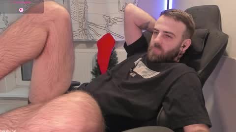 Snapshot of otishairy chatting on 01-19-26, 01:42 Otis online show from 01-19-26, 01:42