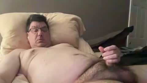 Snapshot of otter916 chatting on 07-13-26, 05:32 otter916 online show from 07-13-26, 05:32