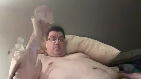 Snapshot of otter916 chatting on 07-17-26, 05:03 otter916 online show from 07-17-26, 05:03