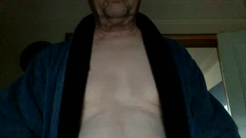 Snapshot of ottodick chatting on 01-07-26, 08:28 Otto online show from 01-07-26, 08:28