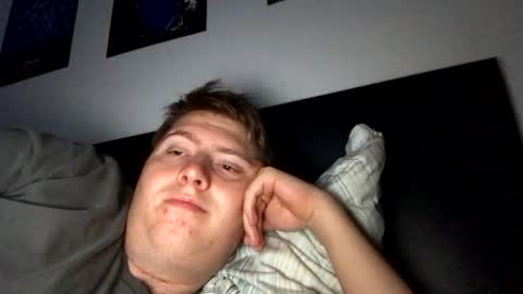 outflayd online show from 11-22-25, 05:28