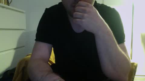 Snapshot of ovid231 chatting on 03-09-25, 06:21 92 online show from 03-09-25, 06:21