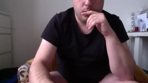 Snapshot of ovid231 chatting on 02-14-26, 12:57 92 online show from 02-14-26, 12:57