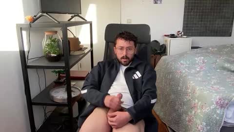 ovidius96 online show from 11-17-25, 02:23