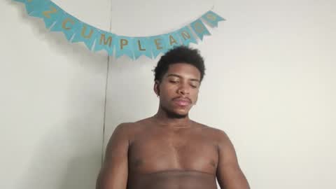 Snapshot of owen_222 chatting on 03-12-26, 01:01 Owen online show from 03-12-26, 01:01