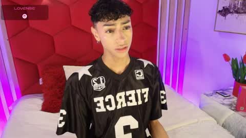 Owen online show from 04-27-26, 03:04