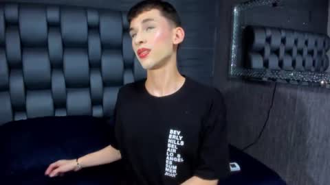owen_stone1 online show from 07-30-26, 11:59