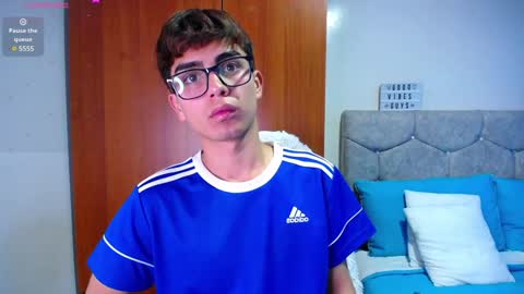 Owen  Independent model  online show from 01-14-25, 08:48