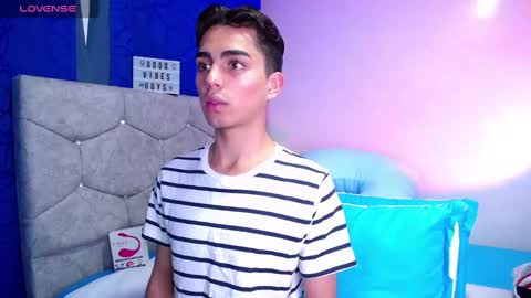 Owen  Independent model  online show from 03-02-25, 06:05