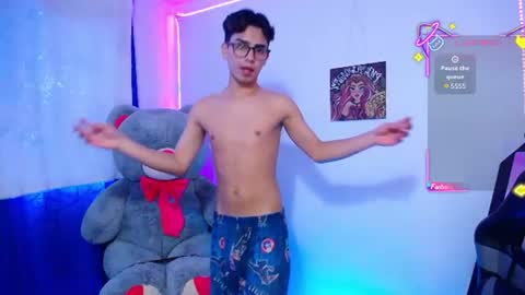 Owen  Independent model  online show from 06-09-26, 07:47