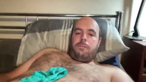 Owen2022 online show from 10-10-25, 06:23