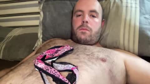 Owen2022 online show from 12-22-25, 06:16