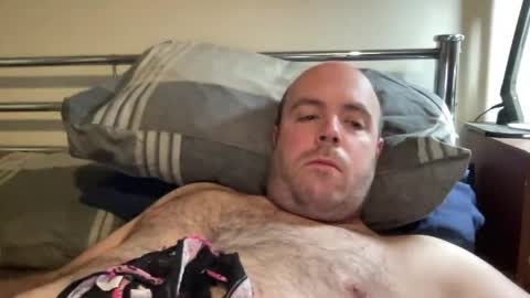 Owen2022 online show from 04-06-26, 06:14