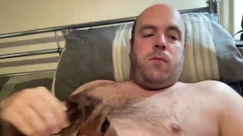 Owen2022 online show from 04-18-26, 06:28