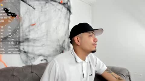 O W E N - S T O N E online show from 11-05-25, 04:23