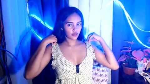 oxana_wetpussy online show from 07-11-26, 06:38