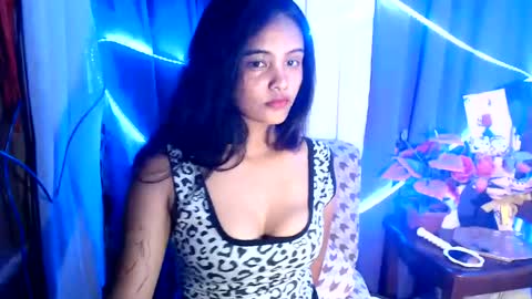 oxana_wetpussy online show from 07-25-26, 12:20