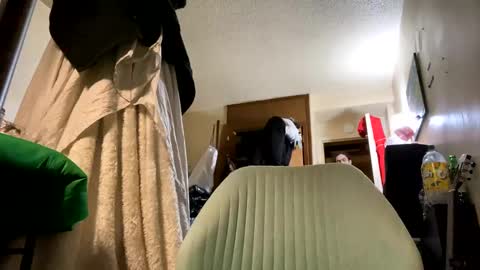 Snapshot of oyeblancki chatting on 12-30-24, 03:47 CoCreatorBlancki online show from 12-30-24, 03:47