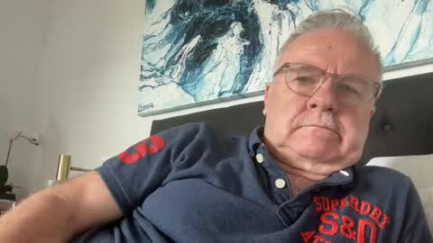 Snapshot of ozhairybearxxxx chatting on 12-09-24, 02:45 ozhairybearxxxx online show from 12-09-24, 02:45
