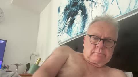 Snapshot of ozhairybearxxxx chatting on 01-13-25, 06:16 ozhairybearxxxx online show from 01-13-25, 06:16