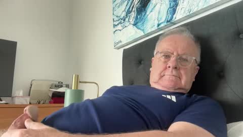 ozhairybearxxxx online show from 05-14-26, 01:01