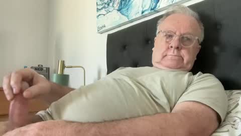 Snapshot of ozhairybearxxxx chatting on 07-21-26, 02:47 ozhairybearxxxx online show from 07-21-26, 02:47