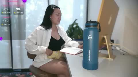 Snapshot of ozhmara chatting on 09-21-25, 03:35 ozhmara online show from 09-21-25, 03:35