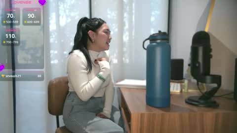 Snapshot of ozhmara chatting on 10-30-25, 02:29 ozhmara online show from 10-30-25, 02:29