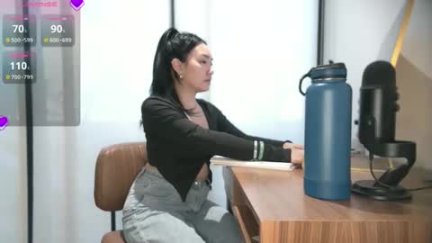 Snapshot of ozhmara chatting on 10-31-25, 03:13 ozhmara online show from 10-31-25, 03:13