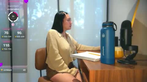 Snapshot of ozhmara chatting on 11-05-25, 01:55 ozhmara online show from 11-05-25, 01:55