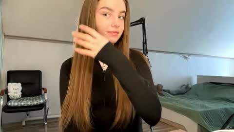 Kate online show from 03-15-26, 05:13