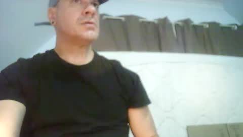 Snapshot of ozzispandex chatting on 04-19-26, 03:33 ozzispandex online show from 04-19-26, 03:33