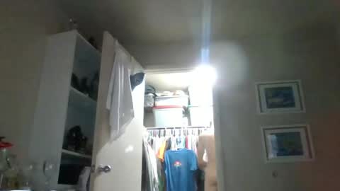 0zzy78 online show from 10-19-25, 01:39