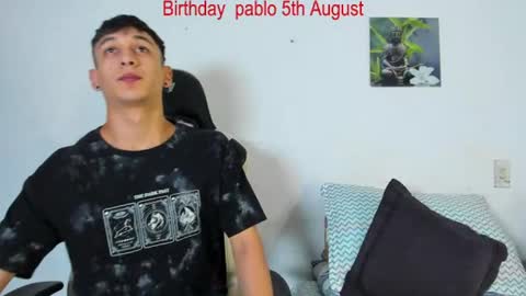 Snapshot of p_jhon chatting on 07-10-26, 01:10 P online show from 07-10-26, 01:10