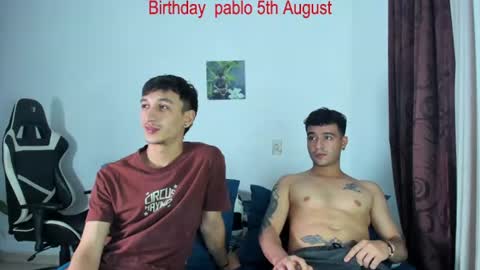 Snapshot of p_jhon chatting on 07-23-26, 03:59 P online show from 07-23-26, 03:59