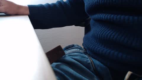 Pierre online show from 01-22-25, 09:54