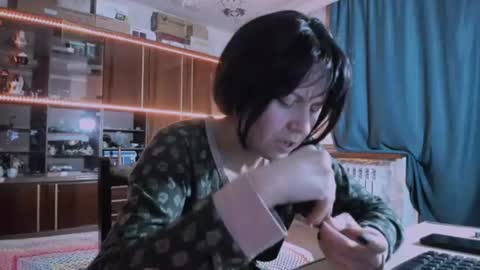 Ella online show from 06-11-26, 08:01