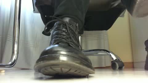 Pablo Meness online show from 01-18-25, 12:47