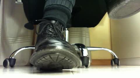 Pablo Meness online show from 01-20-25, 12:46