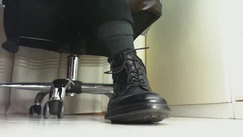 Pablo Meness online show from 01-25-25, 09:25