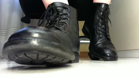 Pablo Meness online show from 02-18-25, 04:16