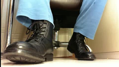 Pablo Meness online show from 03-09-25, 05:28