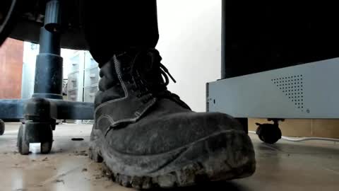 Pablo Meness online show from 02-22-26, 01:09